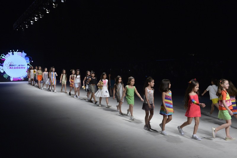 Designers & Brands Fashion Shows